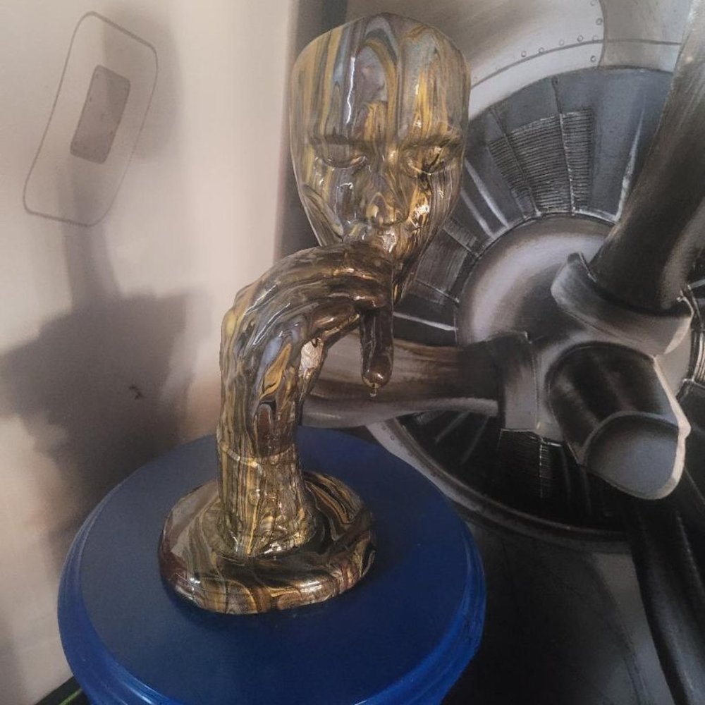 Cigar Head Scuplture